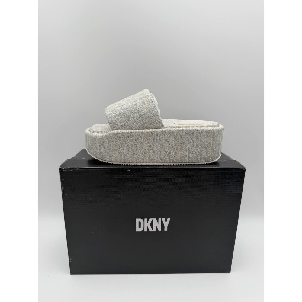 DKNY Vyra Platform Slide Silver Eggnog Jacquard Women’s Size 7.5